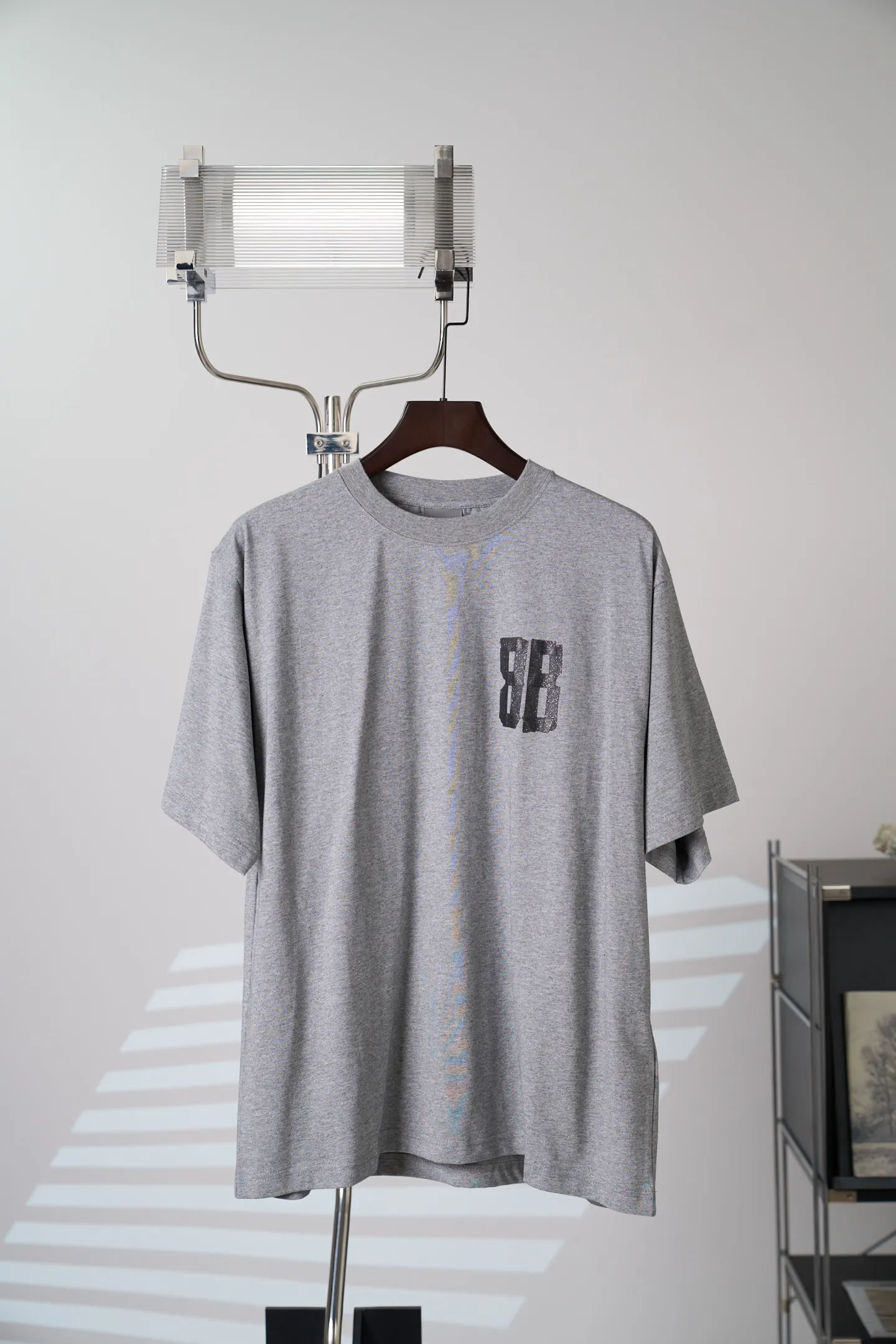 Balenciaga/ B T 【In Stock】XS S M L ：12 / 230G ：32 / 350G 12 ， 。 ， 。 ， 。 32 ， ，1×1 。 。 ， ， 。 ， ， 。 ， ， 。 、 ， 。 ： ， 。